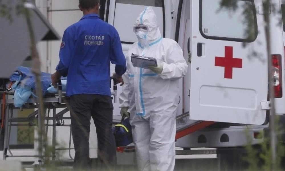 Ρωσία: 8.711 κρούσματα και 293 θάνατοι μέσα σε ένα 24ωρο